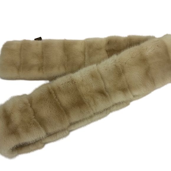 Loro Piana Mink and Cashmere Scarf - Picture 8 of 13